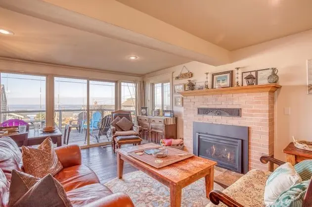 Ev, Birden Çok Yatak (Chandler Beach House)