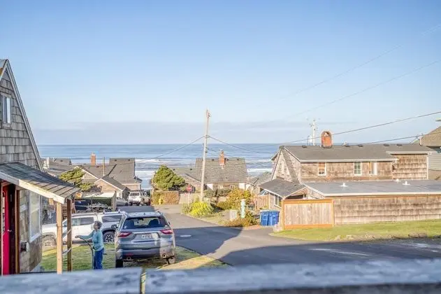 Ev, Birden Çok Yatak (Chandler Beach House)