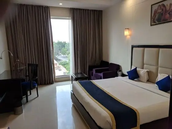 Executive Tek Büyük Yataklı Oda
