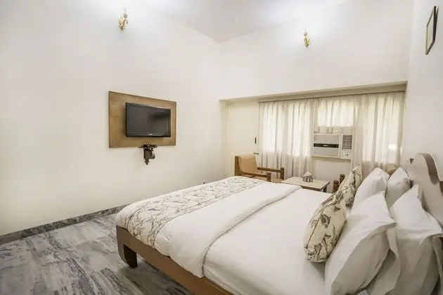 Deluxe Oda, 1 Büyük (Queen) Boy Yatak, Balkon, Bahçe Manzaralı