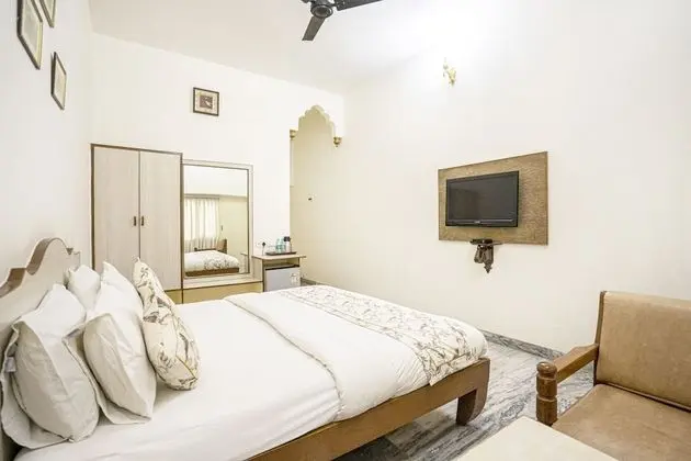 Deluxe Oda, 1 Büyük (Queen) Boy Yatak, Balkon, Bahçe Manzaralı