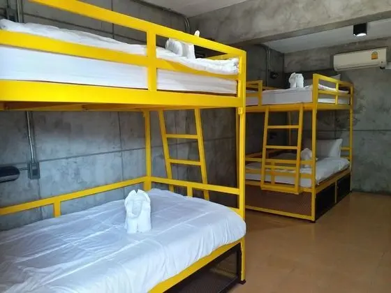Ortak Ranzalı Oda, Sadece kadınlar için