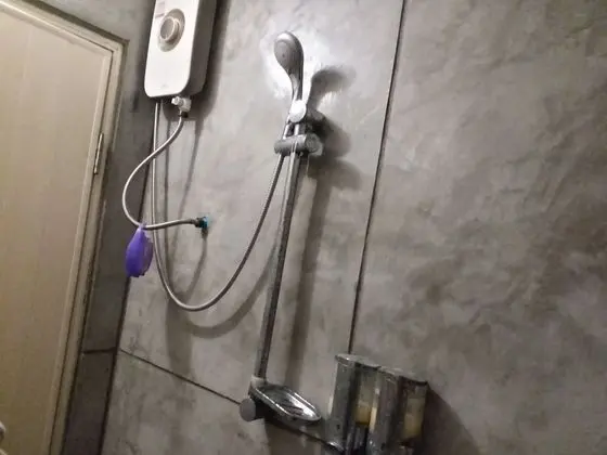 Ortak Ranzalı Oda, Sadece kadınlar için