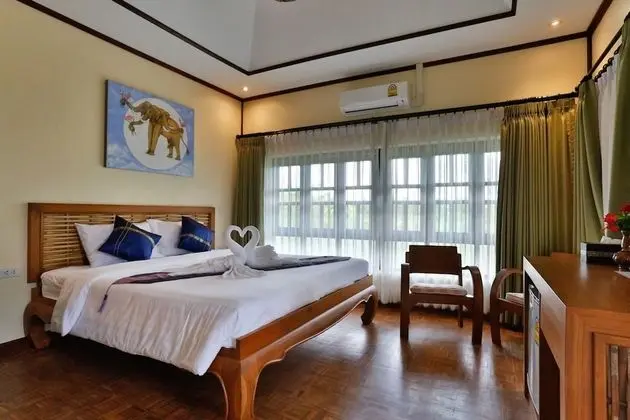 Deluxe Double Room with River View