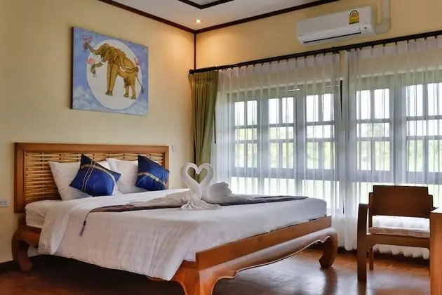Deluxe Double Room with River View