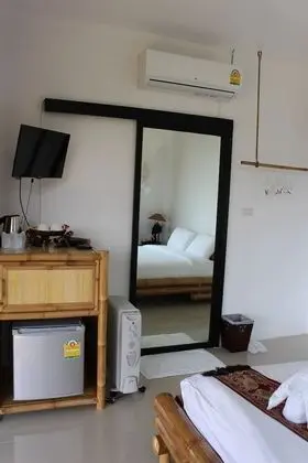 Deluxe Room with Spa Bath