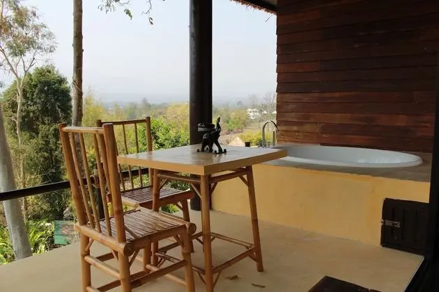 Deluxe Room with Spa Bath