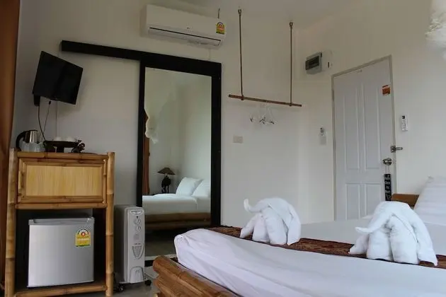 Deluxe Room with Spa Bath
