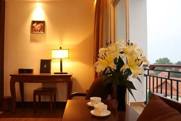 Deluxe Oda, 1 En Büyük (King) Boy Yatak, Balkon