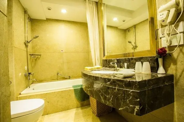 Deluxe Tek Büyük veya İki Ayrı Yataklı Oda