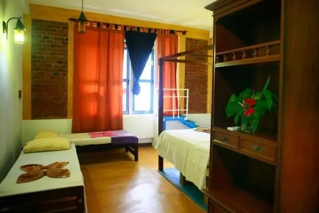 Standard Triple Room with Garden View