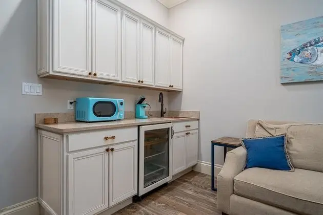 Ev, Birden Çok Yatak, Veranda, Havuz Manzaralı