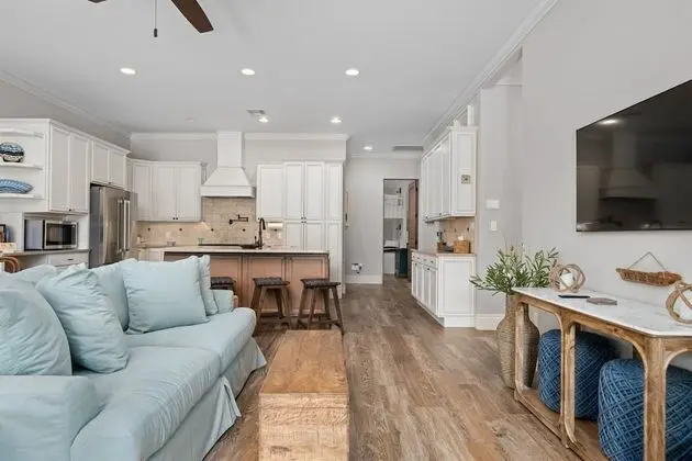 Ev, Birden Çok Yatak, Veranda, Havuz Manzaralı