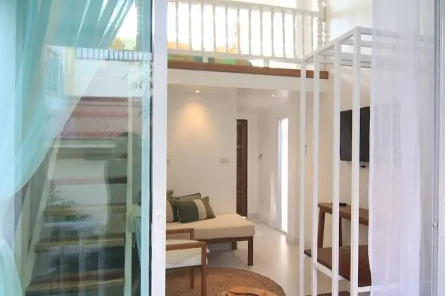 Family Garden View with Balcony