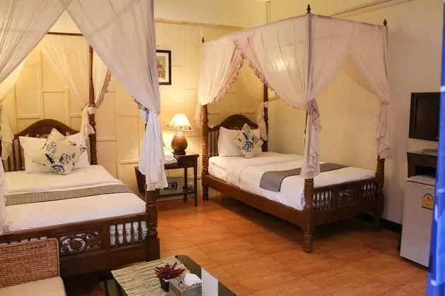 Standard Twin Bed
