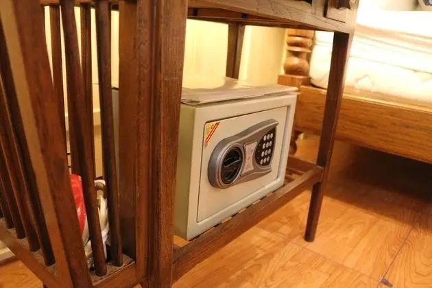 Standard Twin Bed
