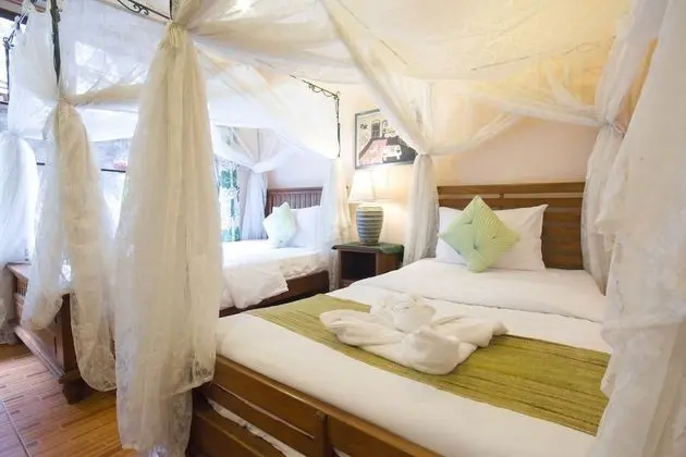 Superior House Twin Bed with Terace