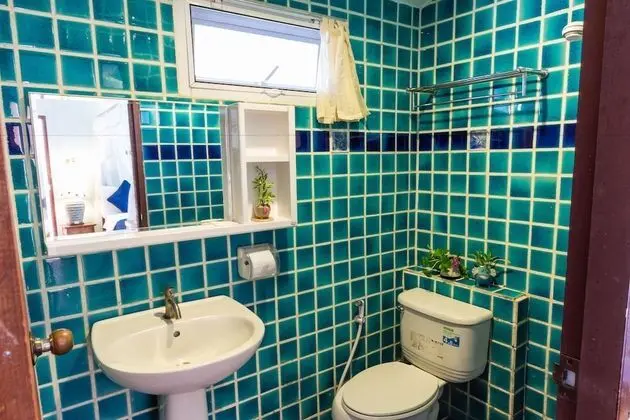 Superior House Twin Bed with Terace