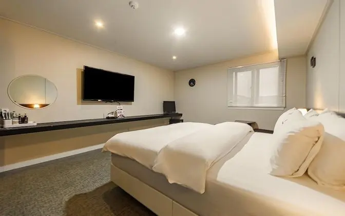 Oda (Deluxe-Breakfast (Cesco quarantine/Ne)