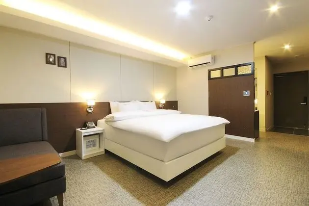 Oda (Deluxe-Breakfast (Cesco quarantine/Ne)