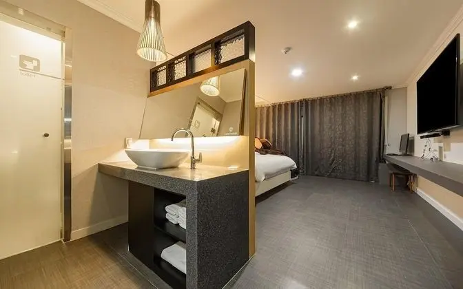 Oda (VVIP-Breakfast (Cesco quarantine/Netf)