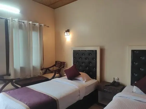 Deluxe Stüdyo, 1 En Büyük (King) Boy Yatak