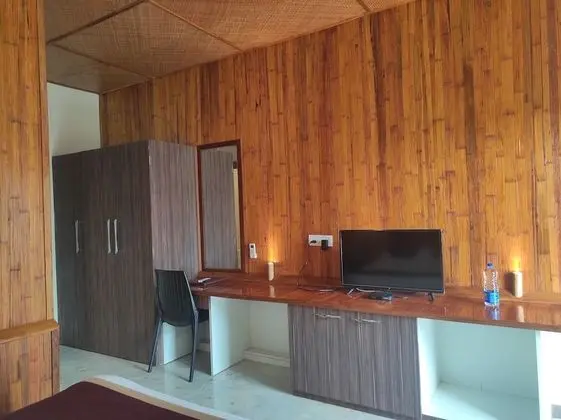 Deluxe Stüdyo, 1 En Büyük (King) Boy Yatak