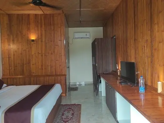 Deluxe Stüdyo, 1 En Büyük (King) Boy Yatak