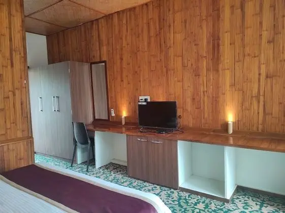Deluxe Stüdyo Süit