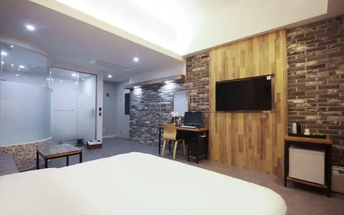 Oda (Deluxe (random assignment within Delu)