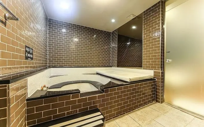 Oda (VIP family bath (for 2 people))