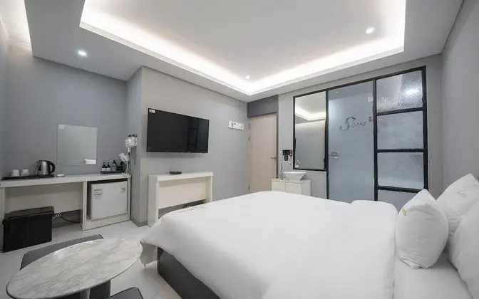 Oda (1 vehicle per room (VIP))