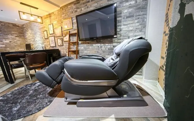 Oda (VIP (Massage Chair Air Purifier Netfl)