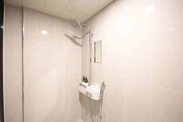 Oda (Premium (Netflix available))