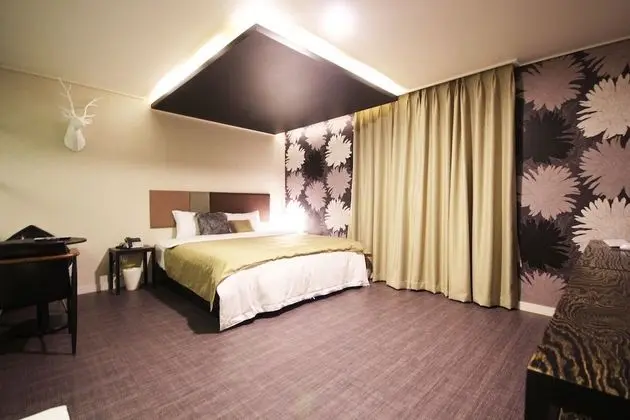 Oda (Premium (Netflix available))