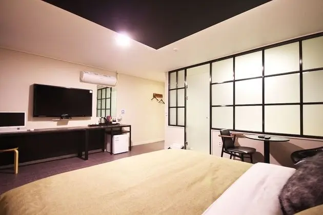 Oda (Premium (Netflix available))