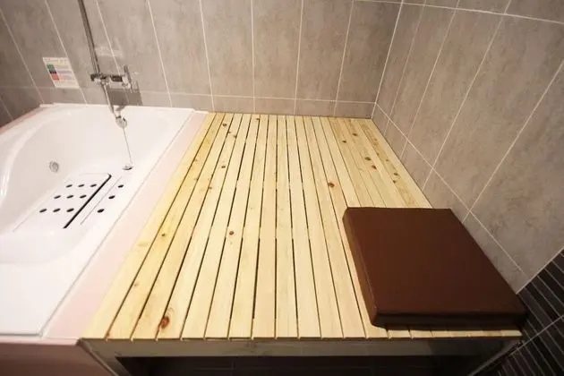 Oda (Premium (Netflix available))