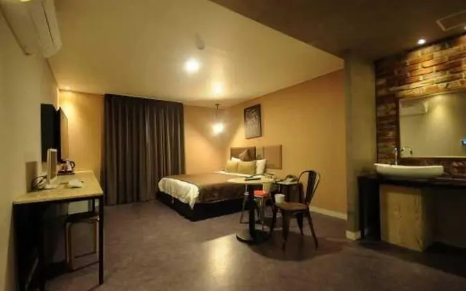 Oda (Standard (Netflix available))