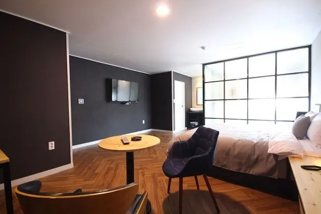 Oda (VVIP 385 (Air Purifier Netflix Availa)