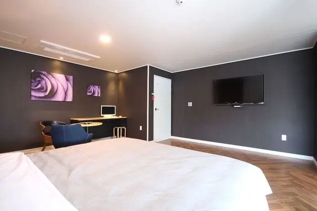 Oda (VVIP 385 (Air Purifier Netflix Availa)