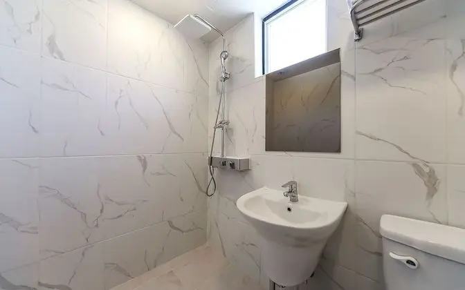 Oda (Standard A (Netflix & Disney Plus ava)