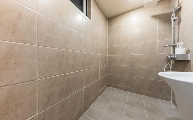 Oda (Standard A (Netflix & Disney Plus ava)