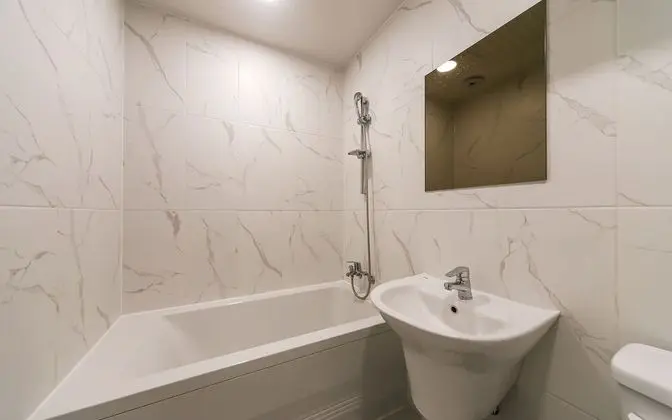 Oda (Standard B (Netflix & Disney Plus ava)