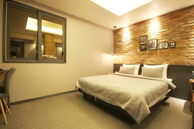 Oda (Deluxe (Netflix))