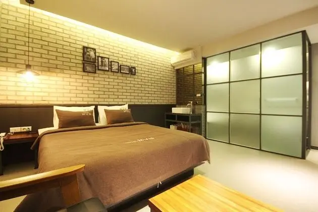 Oda (Deluxe (Netflix))