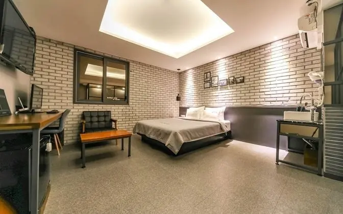 Oda (Deluxe (Netflix))