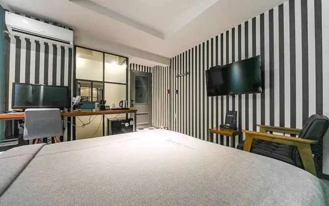 Oda (Standard (Netflix))