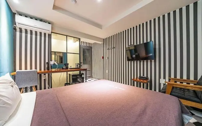 Oda (Standard (Netflix))