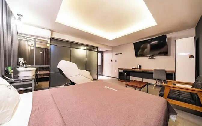 Oda (VIP (Netflix viewing available))