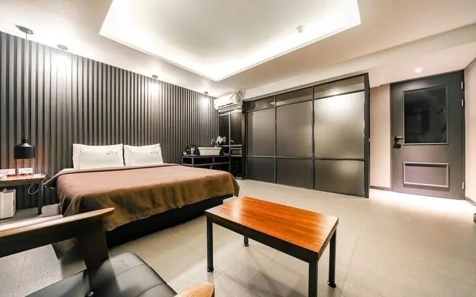 Oda (VIP (Netflix viewing available))